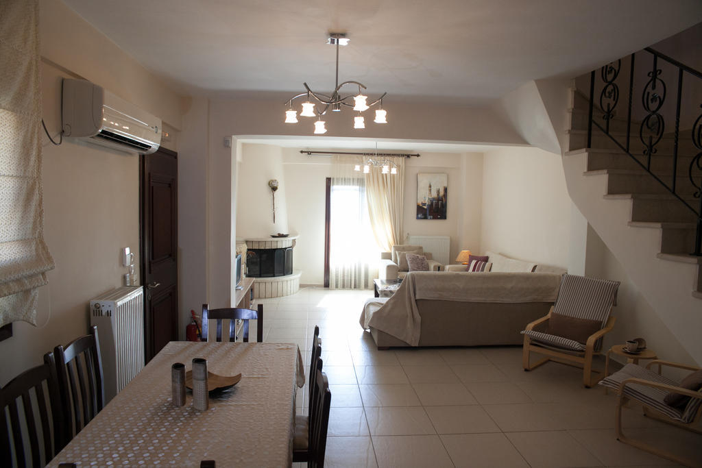 Venetiko Villas Nafpaktos Phòng bức ảnh
